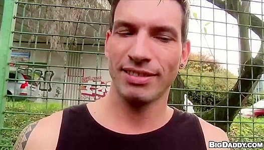 Sweaty Athletes Engage in Intense Outdoor Raw Sex Sessions - GayBarebacks 18+