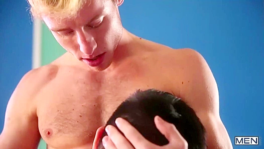 Kink Meets Passion: Justin Cooper Engages in Steamy Rear Entry Action with Deep Thrusts