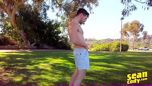 Doms Dominant Debut: Claiming Levis Inexperienced Hole in a Sizzling Anal Threeway