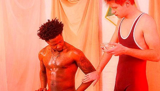 Maxx Monroes Ass Devoured by Bama Romellos Mammoth Dark Dick – BlackGodz