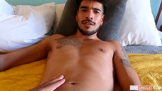 Latino Heat Ignites Before Deep Throat: Emanuel Dans Scorching Pre-Facial Play