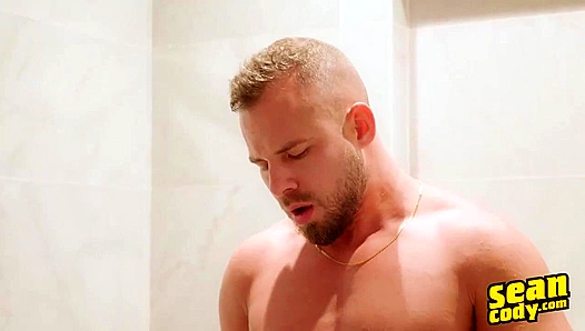Steamy Mexican Encounters: Hung Men Hook Up Under Sultry Jalisco Skies – SeanCodyX 18+