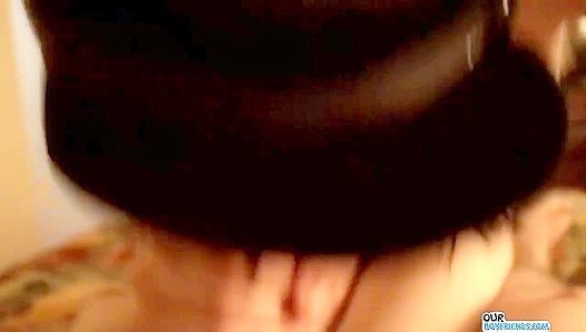 Lucas Sky Worships Dan Thames Thick, Veiny Shaft