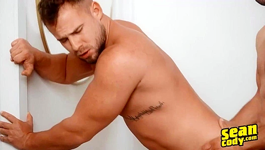 Jackson Josh Goes All Natural in Intense Steamy Doggy Fuck – SeanCody