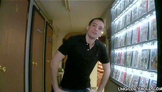 Scotty Swallows Every Drop: Kioskees Thick Load Gushes Down His Throat in Raw, Uncut Gay