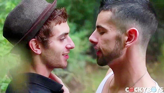 Spooky Seduction: Arnaud Christians Thrilling Deepthroat Treat – GayXXX 18+