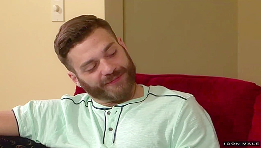 Steamy Throat Worship: Duncan Tommys Blazing Makeout Session Ignites Passion