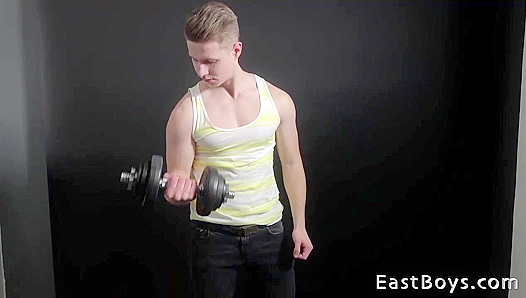 Felixs Post-Workout Blow Job: Harvard Hunk Unleashes Aroused Load – EastBoys 18+