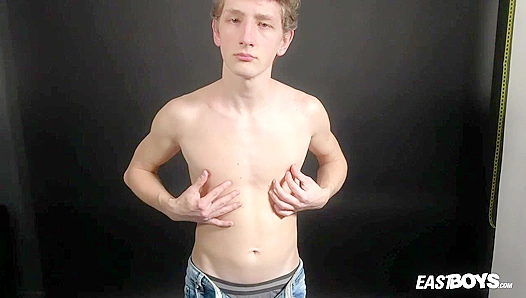 Alan McKenzies Hungry Hole: Craves Massive Meat Down to the Root – EastBoys