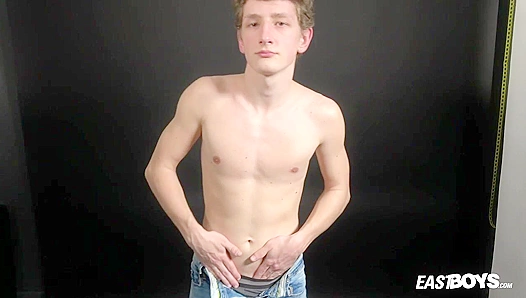 Alan McKenzies Hungry Hole: Craves Massive Meat Down to the Root – EastBoys
