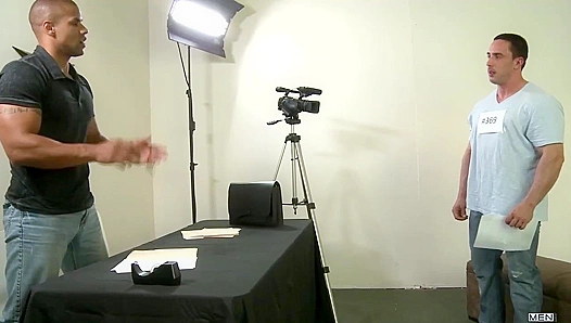 Straight Agents Thirst Ignites: Ryan Falls Prey to Casting Couch Temptation – GayScene 18+