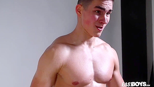 Emilions Sculpted Body on Full Display: Bulging Muscles Exposed