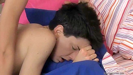 Dustins Hung Thighs Slam into Colbys Clenching Twink Holes - 18+