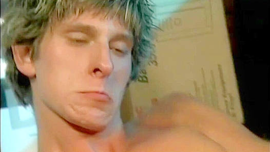 Ripped Hunks Ignite Lust: Denis Jay Renfros Muscular Orgy in Steamy Action – GayXXX