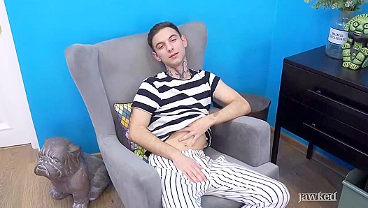 Craving Release: Leon Grims Intense Solo Orgasmic Thirst – Jawked