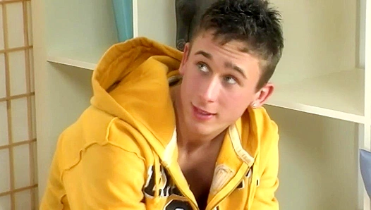 Lucky Taylor Sucks and Fucks Two Thick Dicks for Ultimate Orgasmic Bliss – GayXXX
