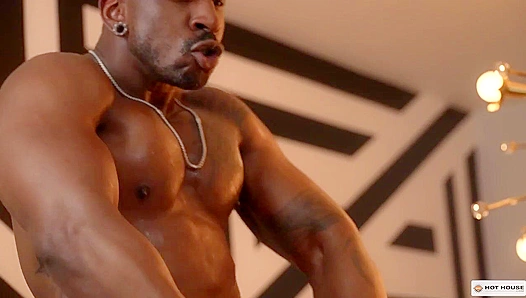 Cristiano Gets Overpowered by Maxs Hung Thirst – Steamy Hothouse Orgy