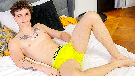 Bert Kunas Desperate Self-Love Session: Raw, Edgy Solo Fun in Bed – 18+