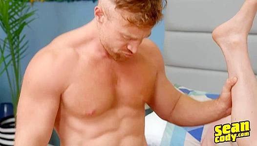 Hulking Beefcake Tim James Powers Through Evans Tight Hole in a Rough 4K Threeway