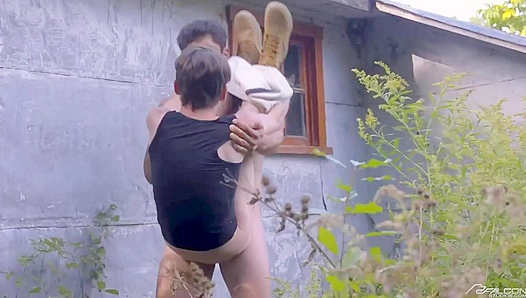 Bareback Sun-Kissed Sex: Muscle Studs Pound Each Other Wild Outside – Falcon