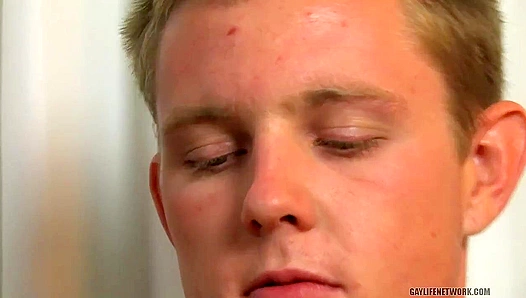 Landon Haynes Hands-On Masturbation - Unbridled Bliss as He Wanks His Throbbing Boycock