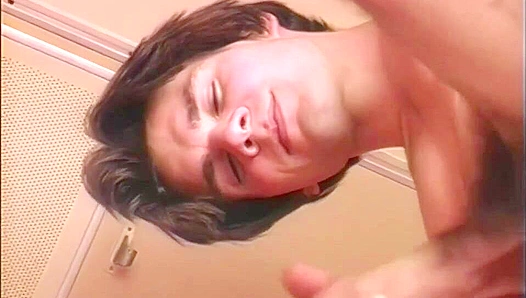 Eugen Kalmanns Sizzling Solo Session: Veiny Abs Throbbing Cock Take Center Stage – Falcon