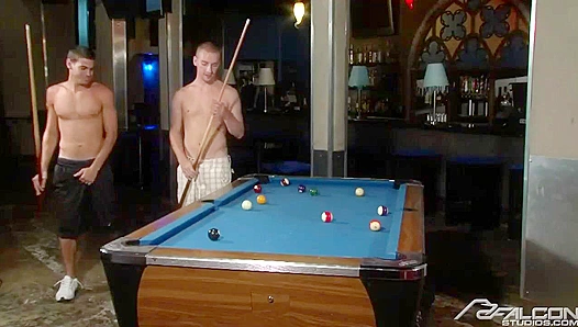Steamy San Diego Sizzle: Jake Stefanos Bareback Beach Brawl – Falcon Studios