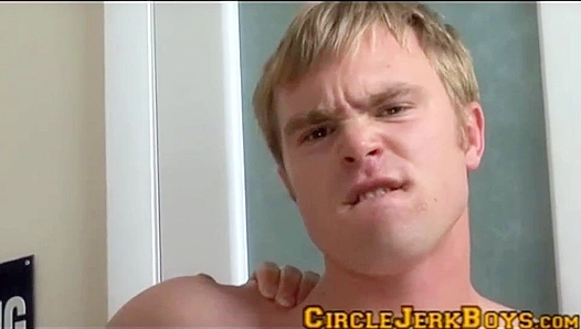 Brawny Buddies Unleash Fierce Orgasms as They Fraternally Stroke Wank – Sizzling Duet