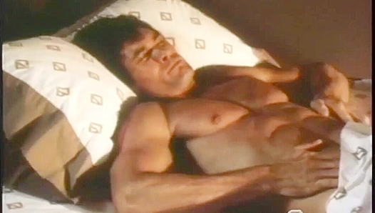 Beefy Gordon Grunts as Morning Load Explodes – Falcons Thick Cum Blast
