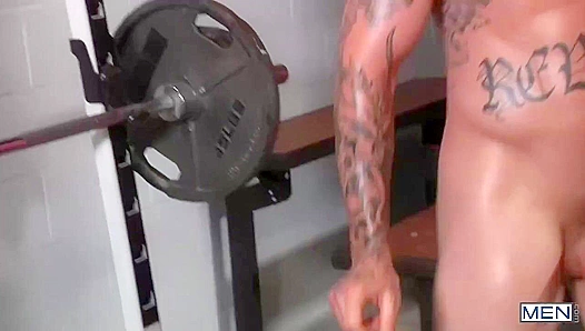 Sweaty Muscles Collide in Thoroughly Filthy Post-Workout Anal Rendezvous: Connor