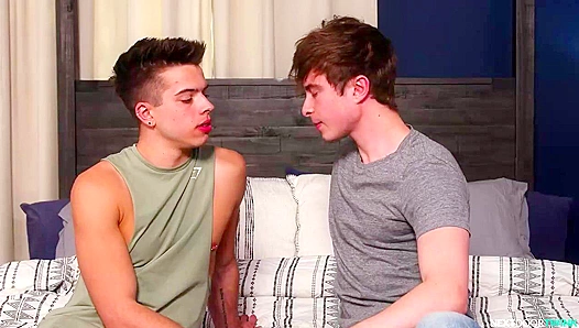 Steamy Neighbors Unleash Their Burning Desire: Cody, Evan Knoxxs Scorching Affair