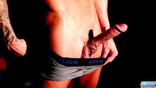 Neighborhood Cravings: Tempted by Hunky Next Door Neighbor Coles Sexy Assets –