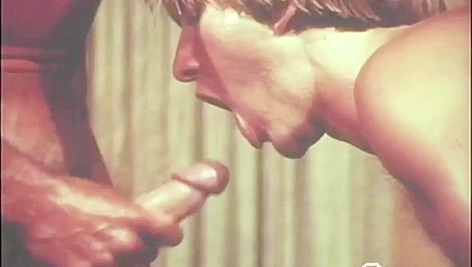 Vintage Seduction Unleashed: Mac Turner, Josh Kincaid Tease Eric Noltes Hidden Desires –