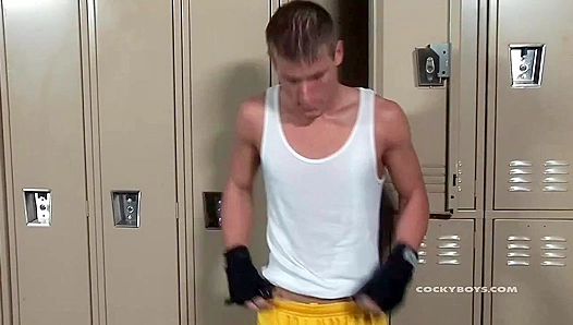 Ripped Rugged Stud Exposes Thick Unbridled Erection on CockyBoys 18+