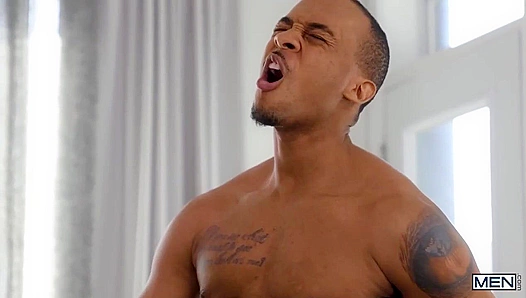 Felix Fox Gets Ravished by Trent Kings Hung Thug Cock in Raunchy Interracial Session –