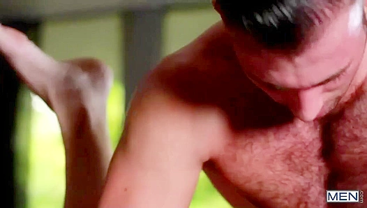 From Closet to Cum Hungry: Jareks Journey to Gay Slutty Frenzy - SluttyGayBang