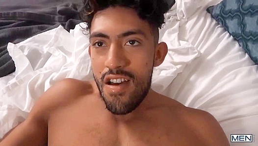 Scorching POV: Wagners Hung Thug Zeno Ignites Lustful Passion – TinyGays 18+