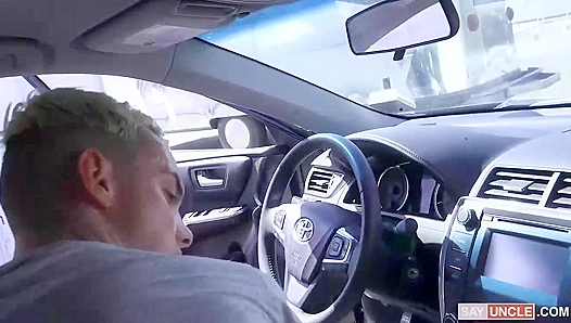 Drake Magnum Drowns in Joe Exs Huge, Meaty Cock as He Feasts on a Mind-Blowing Blowjob –