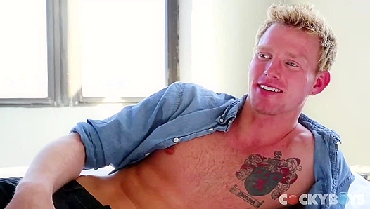 Hayden Lourds Fleshlight Frenzy: Unrelenting Thrusts That Never Tire – 18+