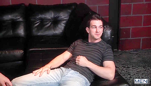 Phenix Saints Pounds Johnny Rapids Tight Hole to the Core – TwinkParadise 18+