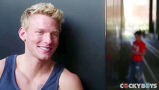 Hayden Lourd Levi Karters Steamy Ride Share Leads to Hot Gay Sex – CockyBoys