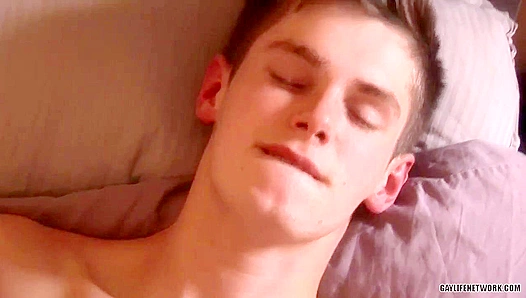 Chad Frosts Tight Hole Takes a Beating: Go Deep into his Gaping Ass – GayPornAdventure