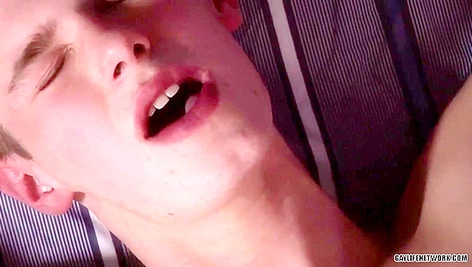 McKensie Cross Dominates Drake Lawands Body - LollipopTwinks 18+
