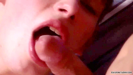McKensie Cross Dominates Drake Lawands Body - LollipopTwinks 18+