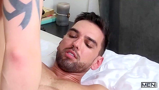 Darin Silvers Converts Lucky Daniels: Their Steamy, Deep First Gay Throes – Str8toGay 18+