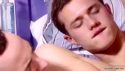 Luke Desmond and Billy Rubens Engage in Sizzling Steamy Raw Anal Sex - LollipopTwinks 18+