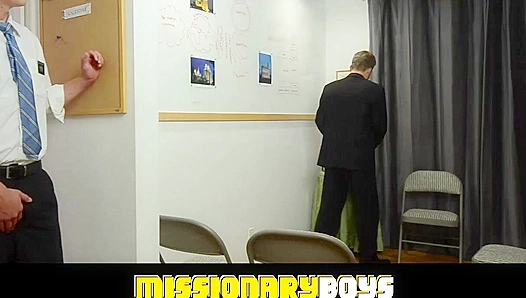 Forbidden Family Lust: Elder Newman Seduces Innocent Stepbrother Buckley in Deep