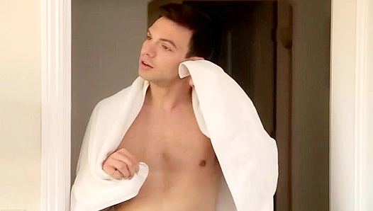 Steamy Showdown: Maddox and Banks Face Off in a Fierce Bedroom Brawl – NextDoorBuddy