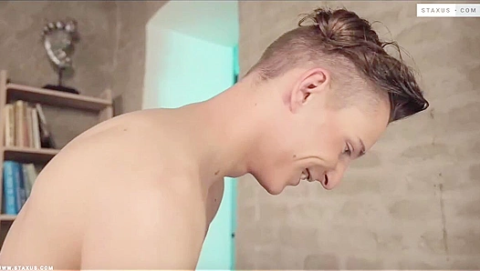 Deep Inside Him: Davids Powerful Anal Thrusts Overwhelm Ian – GayPornX 18+