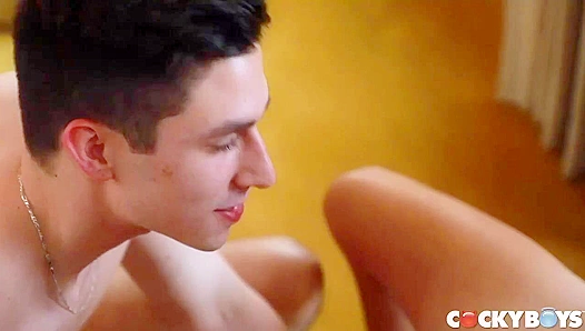 Kane Fox Zeke Woods Steamy Bareback Thrills – CockyBoys 18+